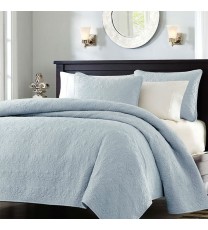 Full / Queen size Quilted Bedspread Coverlet with 2 Shams in Light Blue